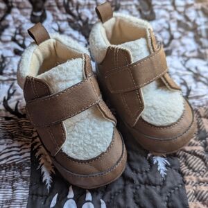 Cozy Brown Baby Shoes 6-9mo